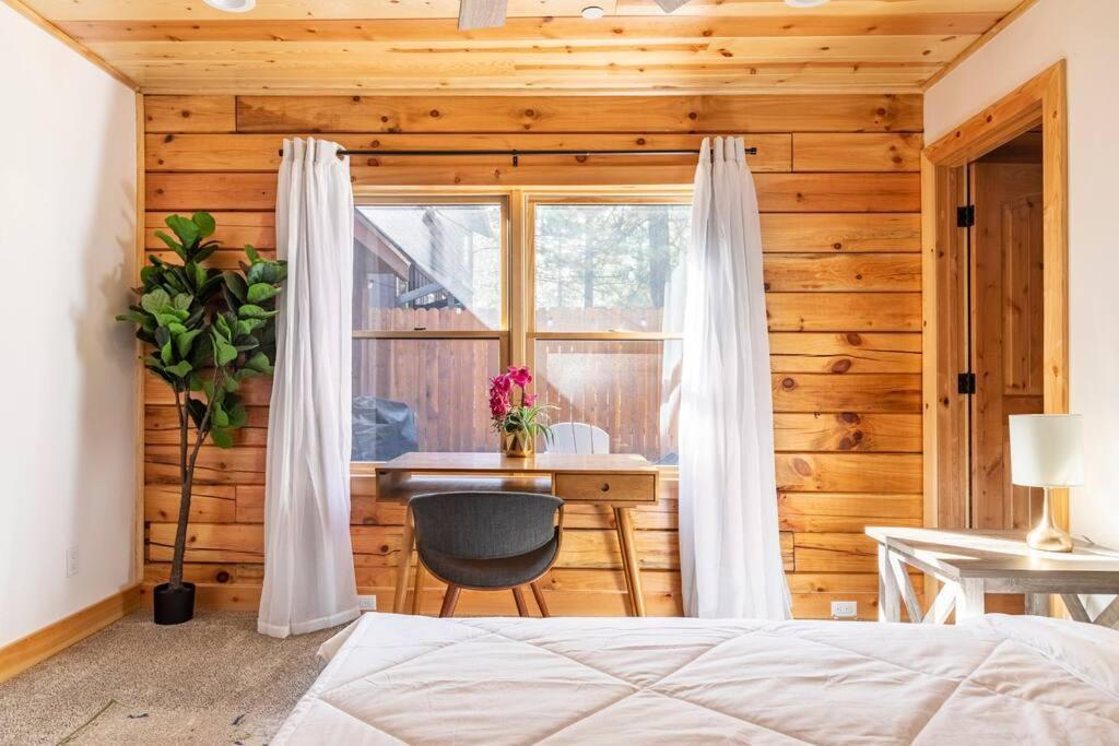 Modern Family Cabin Mins To Lake, Slopes & Hikes Big Bear City Extérieur photo