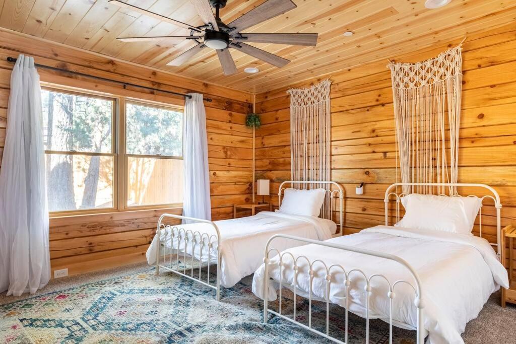 Modern Family Cabin Mins To Lake, Slopes & Hikes Big Bear City Extérieur photo