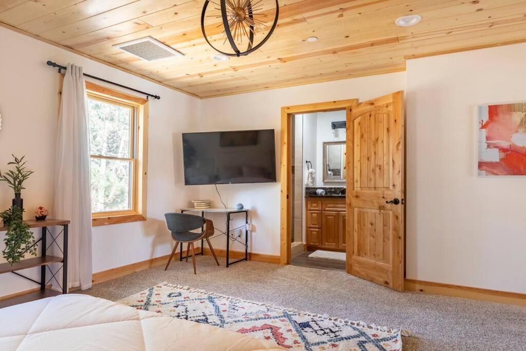 Modern Family Cabin Mins To Lake, Slopes & Hikes Big Bear City Extérieur photo