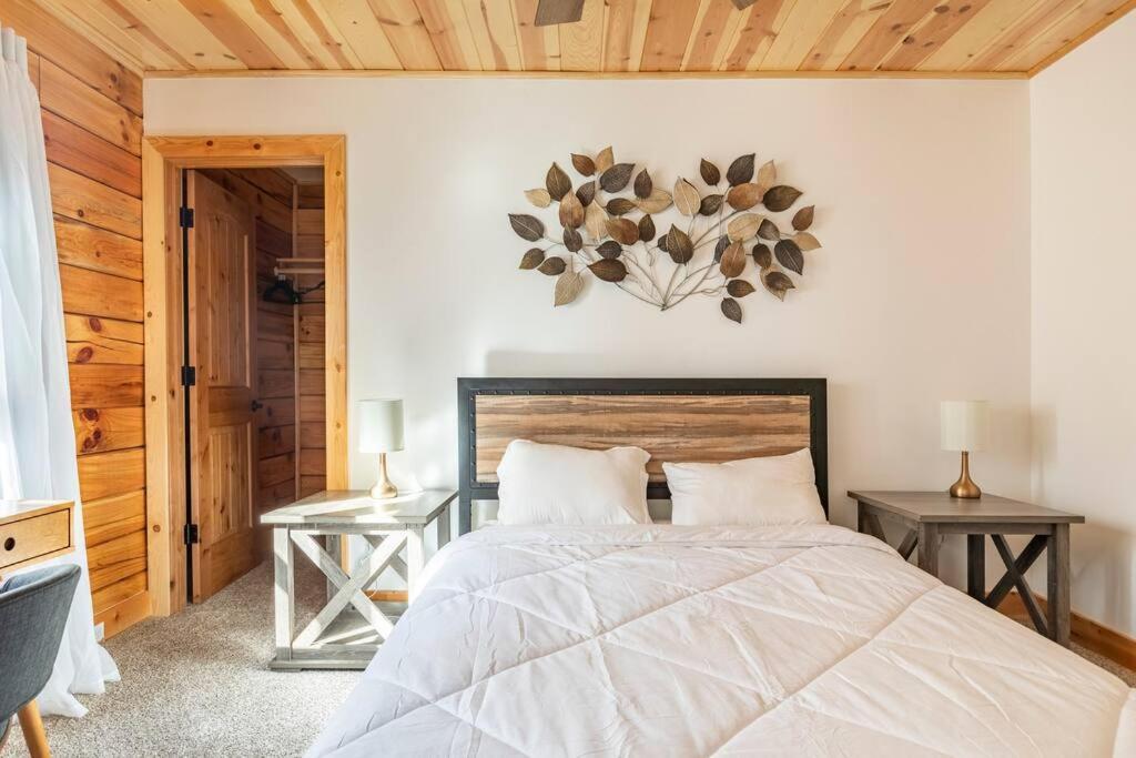 Modern Family Cabin Mins To Lake, Slopes & Hikes Big Bear City Extérieur photo