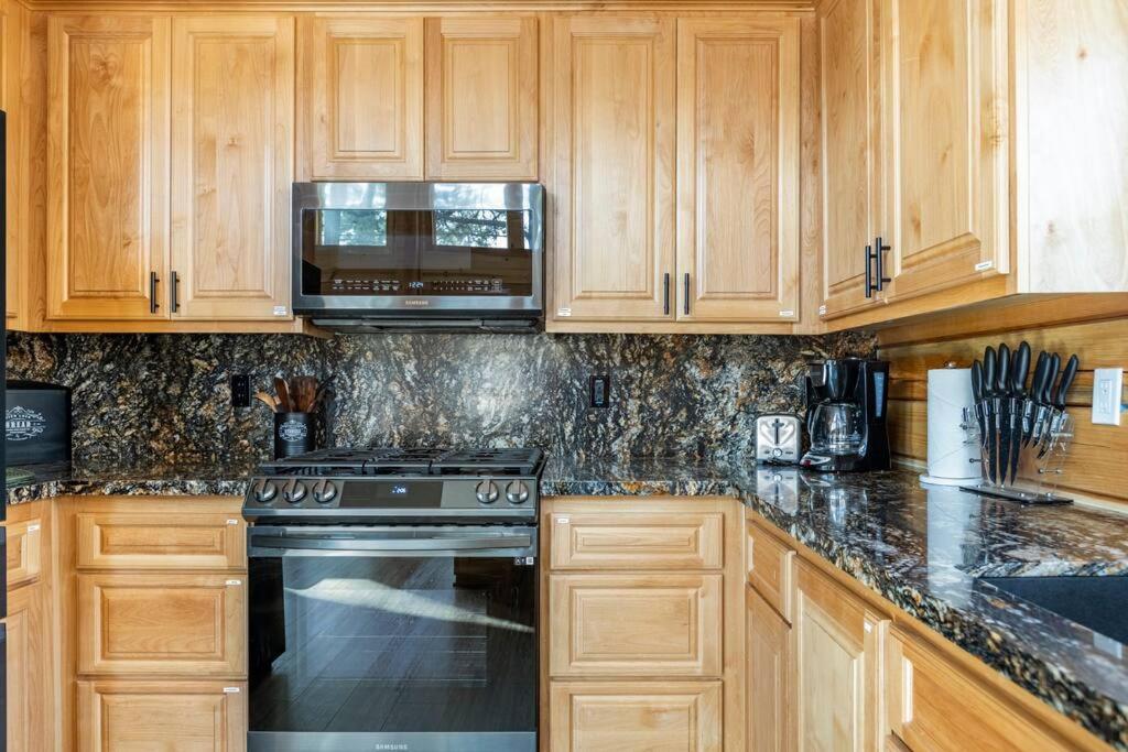 Modern Family Cabin Mins To Lake, Slopes & Hikes Big Bear City Extérieur photo